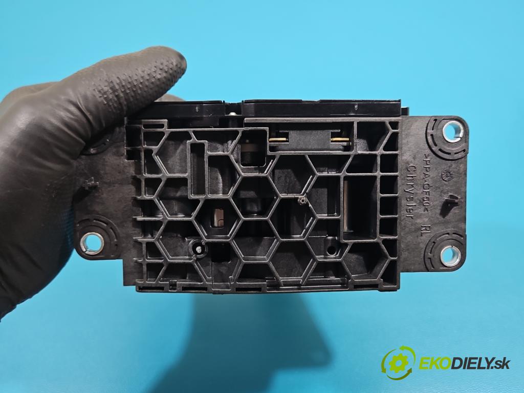 Maserati Quattroporte VI 13- 3.0 V6 automatic 301 kW 2979 cm3 4- Páka: Změny: stupeň,rýchlosť 6700317400 (Rýchlostná páka (kulisa))