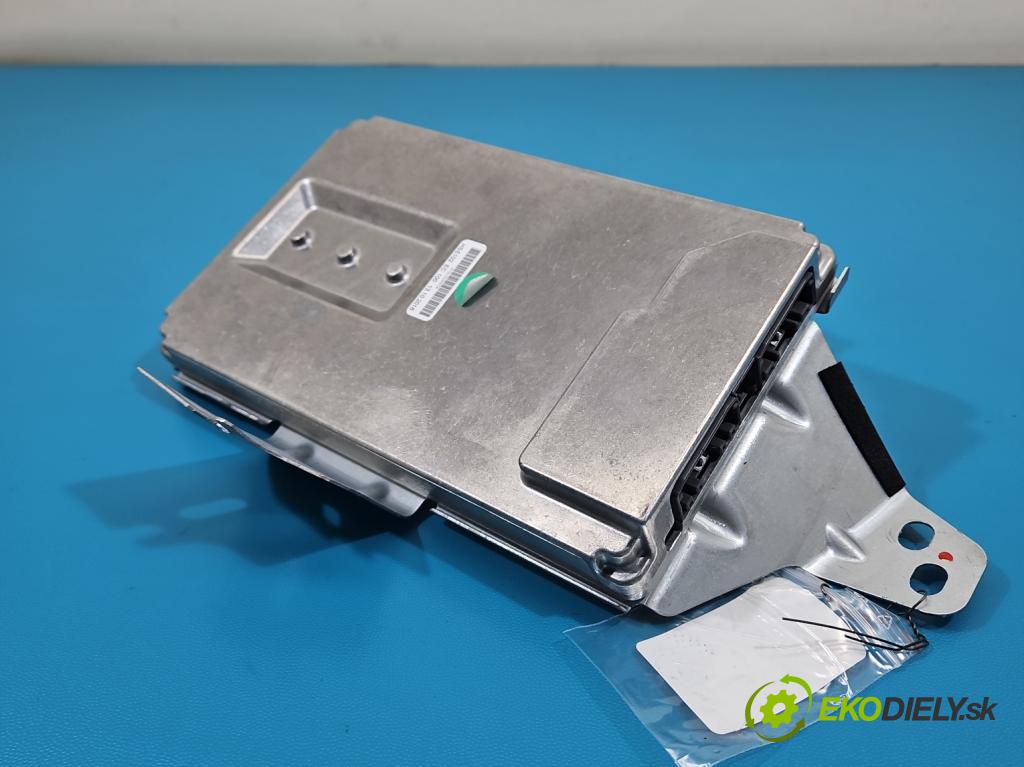 Maserati Quattroporte VI 13- 3.0 V6 automatic 301 kW 2979 cm3 4- Zesilovač: 3083179 (Zosilňovač)