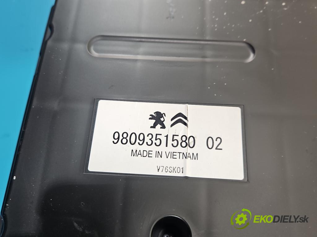 Peugeot 3008 II 2016-2023 1.6 T 300 HP automatic 221 kW 1598 cm3 5- reproduktory komplet 9809351580