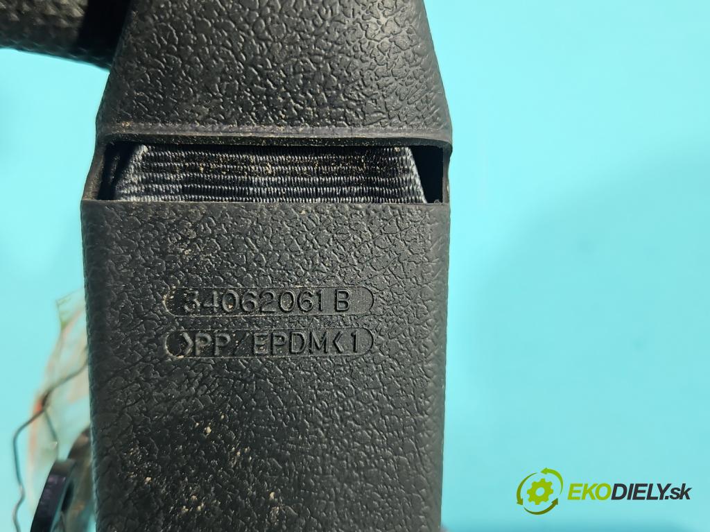 Peugeot 3008 II 2016-2023 1.6 T 300 hp automatic 221 kW 1598 cm3 5- stěna bezpečnost zadní pravý 9828866877