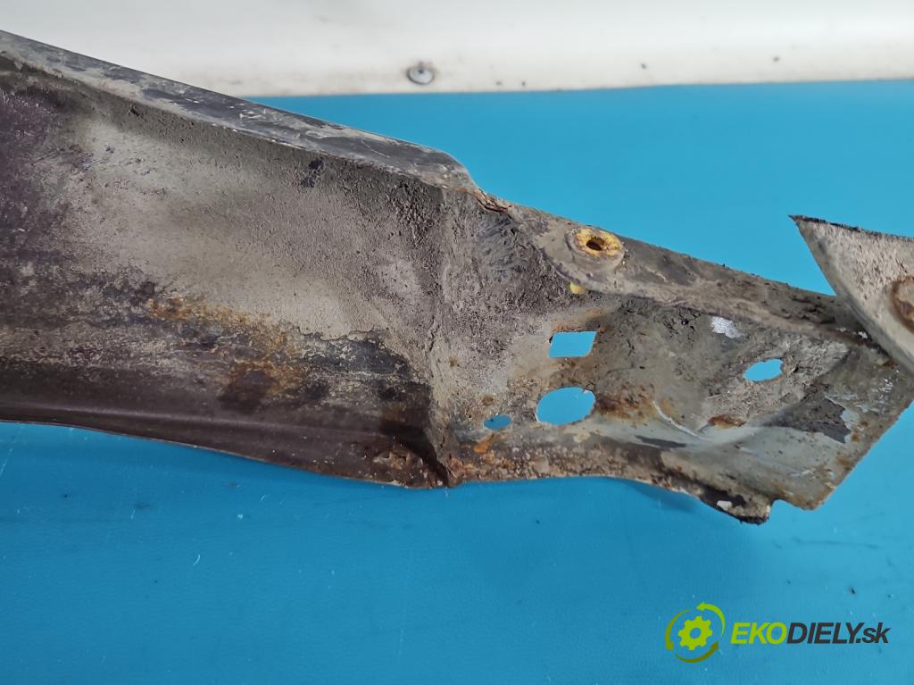 Volvo V50 2.4 20v 170 hp manual 125 kW 2435 cm3 5- blatnik přední levý  (Levý přední blatník)