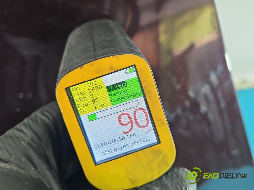 Volvo V50 2.4 20v 170 hp manual 125 kW 2435 cm3 5- blatnik přední levý  (Levý přední blatník)