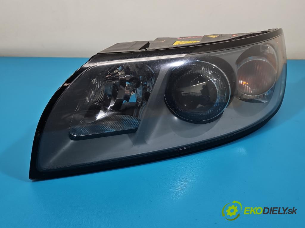 Volvo V50 2.4 20v 170 HP manual 125 kW 2435 cm3 5- Reflektor: ľavý 30698652 (Kľučka dverí ostatné)