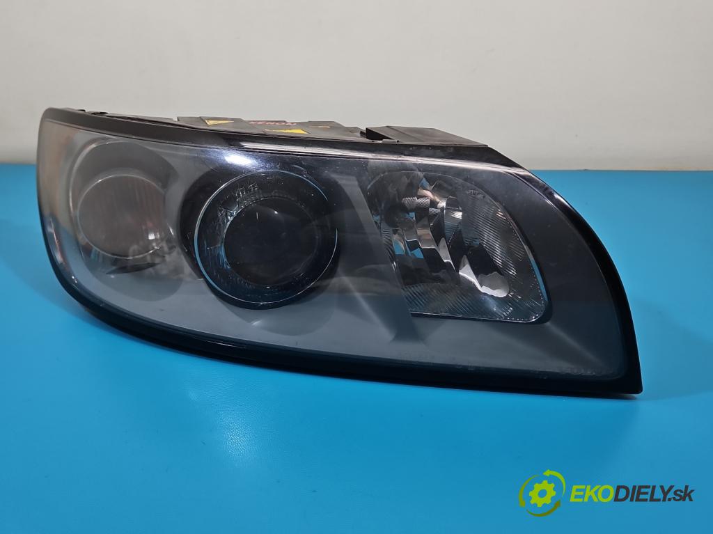 Volvo V50 2.4 20v 170 HP manual 125 kW 2435 cm3 5- Reflektor: pravý 30698653 (Svetlo predné pravé)