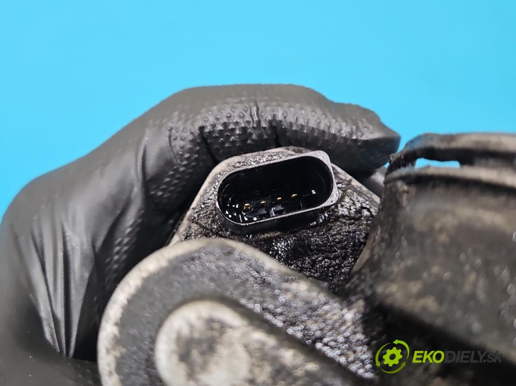 Vw Passat B6 2005-2010 2.0 tdi 140 HP manual 103 kW 1968 cm3 4- klapka 038128063G (Škrtiaca klapka)