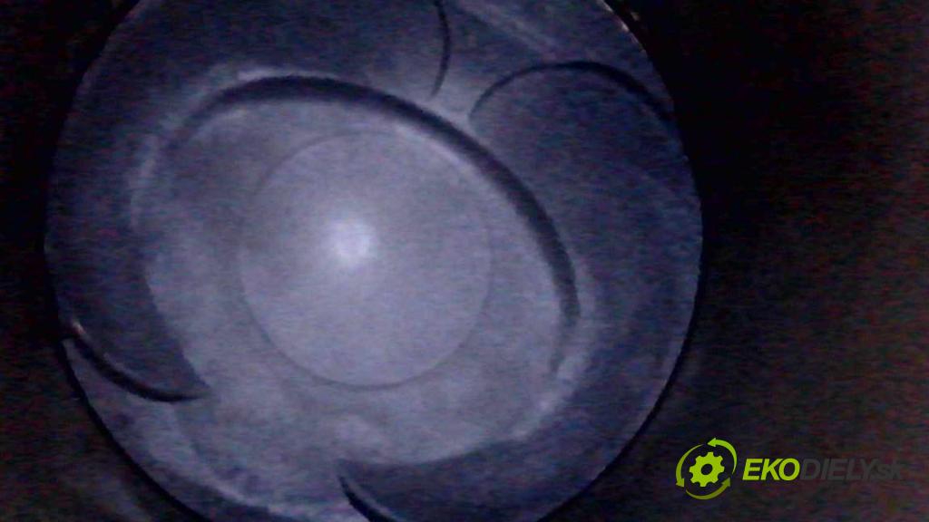 Maserati Quattroporte VI 13- 3.0 V6 automatic 301 kW 2979 cm3 4- motor benzín: 