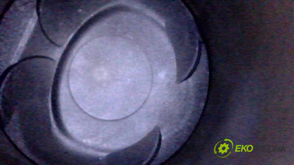 Maserati Quattroporte VI 13- 3.0 V6 automatic 301 kW 2979 cm3 4- motor benzín: