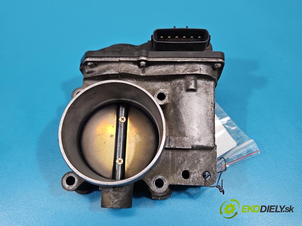 Volvo V50 2.4 20v 170 HP manual 125 kW 2435 cm3 5- klapka 8677694 (Škrtiaca klapka)