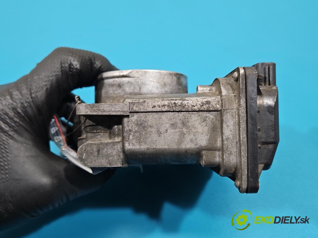 Volvo V50 2.4 20v 170 HP manual 125 kW 2435 cm3 5- klapka 8677694 (Škrtiaca klapka)