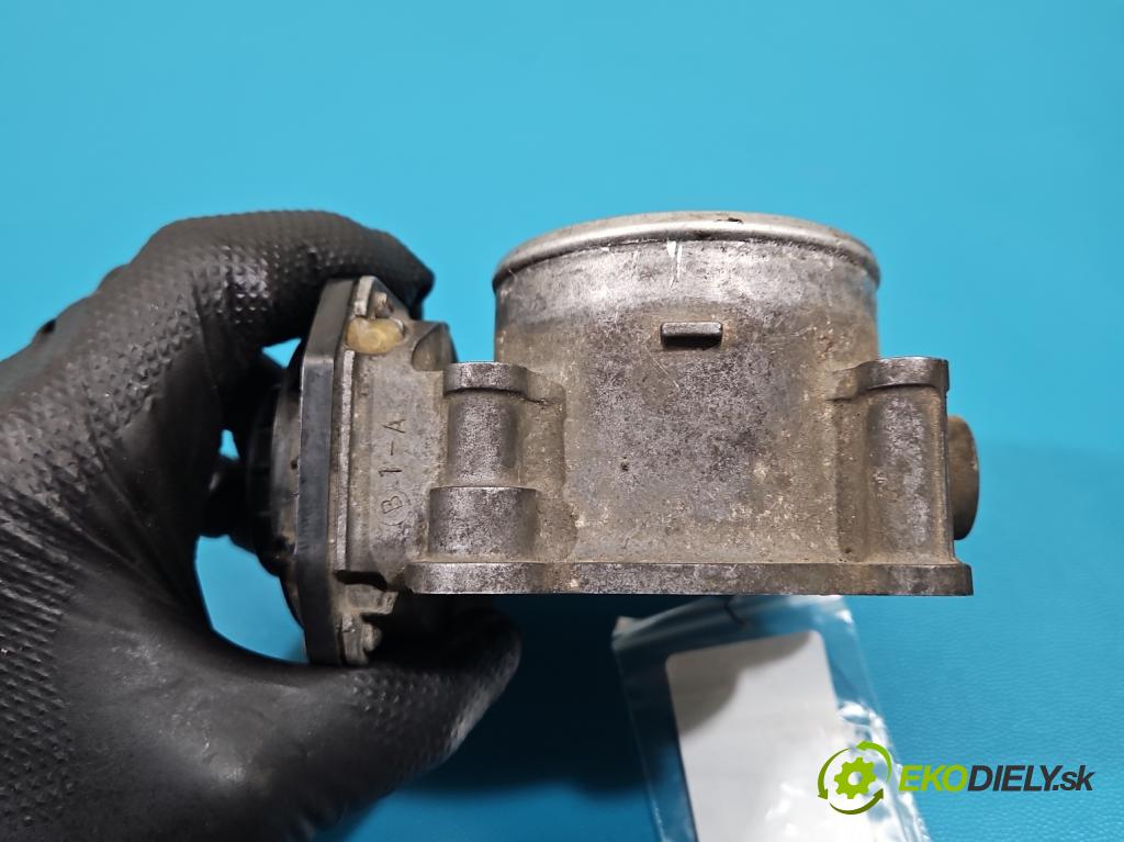 Volvo V50 2.4 20v 170 HP manual 125 kW 2435 cm3 5- klapka 8677694 (Škrtiaca klapka)