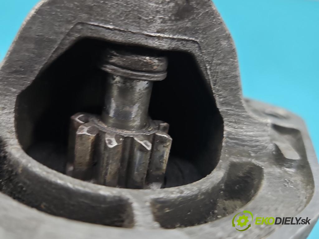 Volvo V50 2.4 20v 170 HP manual 125 kW 2435 cm3 5- štartér  (Štartér)