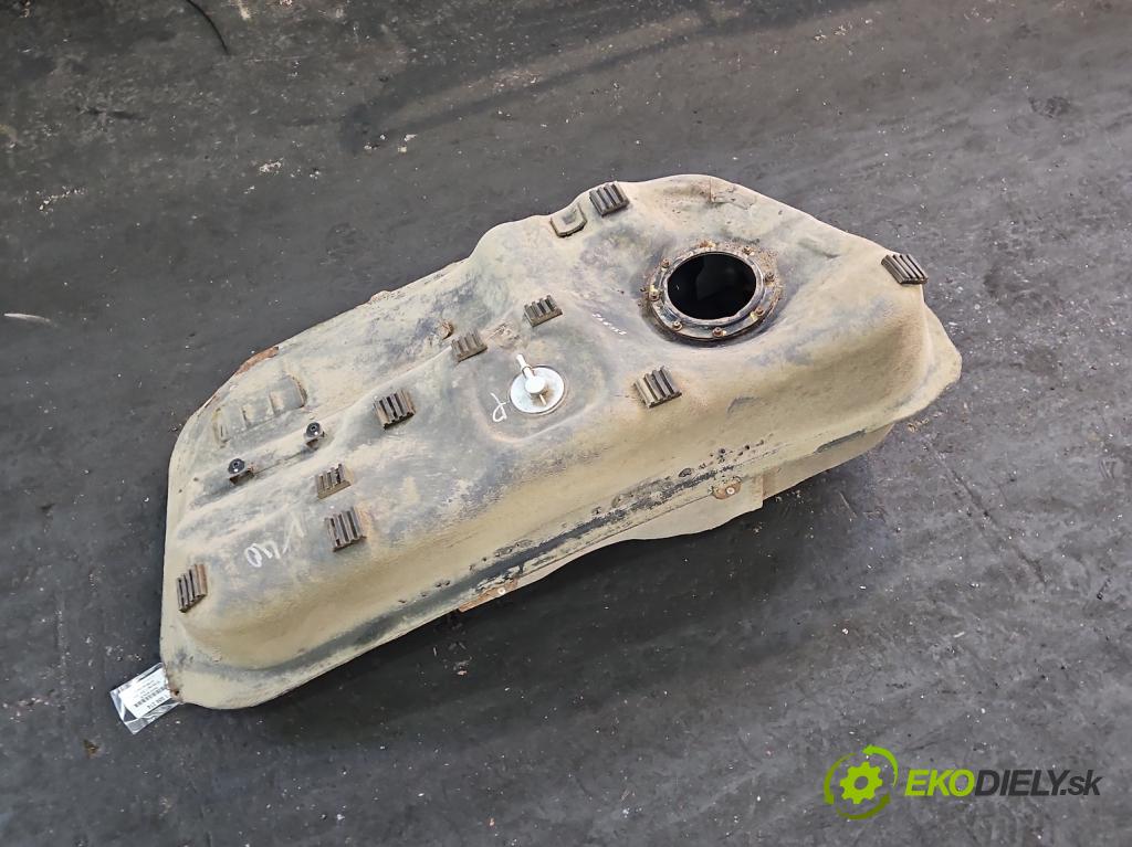 Kia Sportage III 2010-2015 1.6 GDI 135 HP manual 99 kW 1591 cm3 5- Nádrž: palivo  (Palivová nádrž)