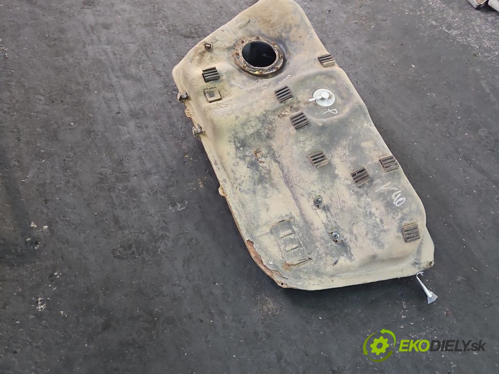 Kia Sportage III 2010-2015 1.6 GDI 135 HP manual 99 kW 1591 cm3 5- Nádrž: palivo  (Palivová nádrž)