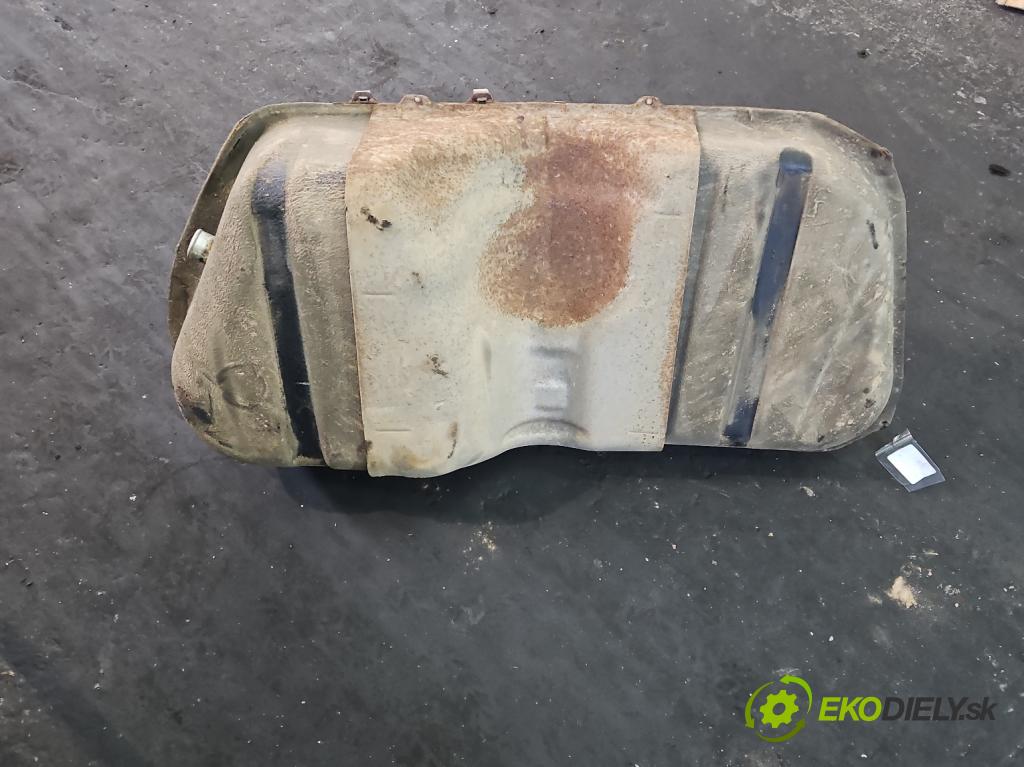 Kia Sportage III 2010-2015 1.6 GDI 135 HP manual 99 kW 1591 cm3 5- Nádrž: palivo  (Palivová nádrž)