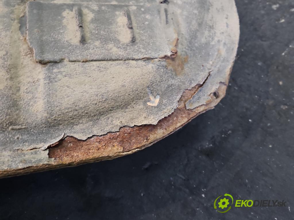 Kia Sportage III 2010-2015 1.6 GDI 135 HP manual 99 kW 1591 cm3 5- Nádrž: palivo  (Palivová nádrž)