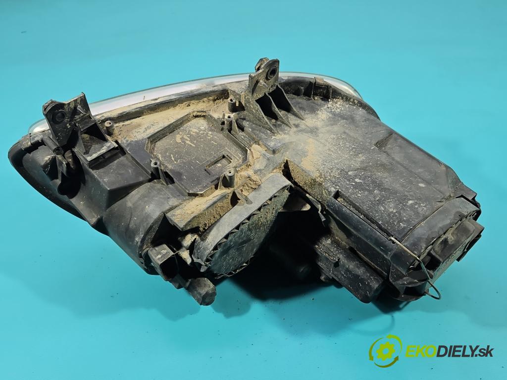 Vw Touran I 2003-2015 2.0 TDI 136 HP manual 100 kW 1968 cm3 5- Reflektor: ľavý 1T0941005R (Kľučka dverí ostatné)