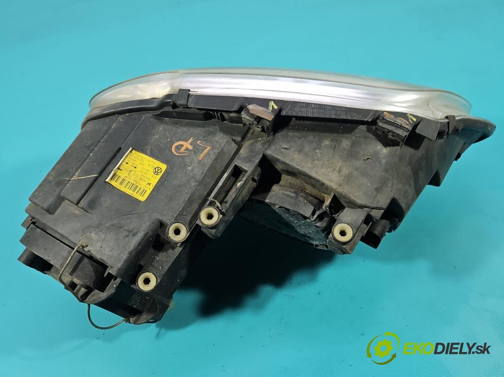 Vw Touran I 2003-2015 2.0 TDI 136 HP manual 100 kW 1968 cm3 5- Reflektor: ľavý 1T0941005R (Kľučka dverí ostatné)