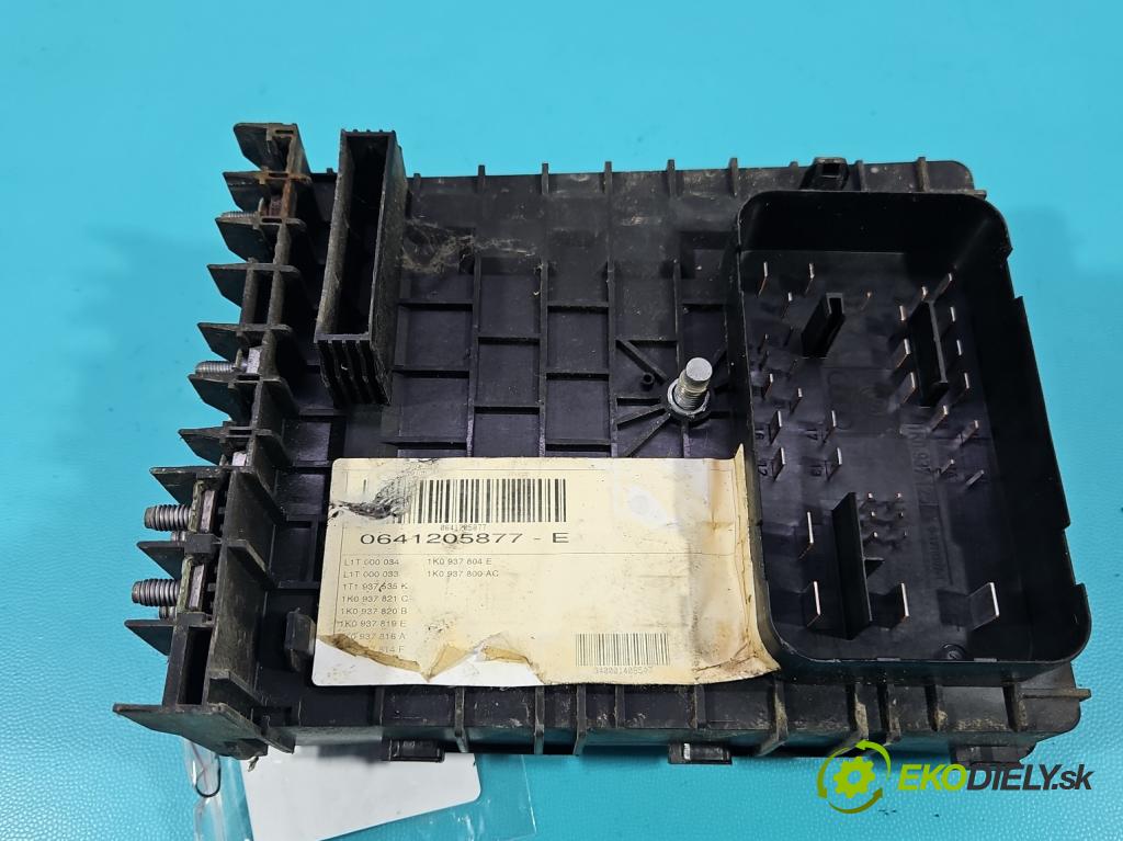 Vw Touran I 2003-2015 2.0 TDI 136hp manual 100 kW 1968 cm3 5- skříňka pojistková 1K0937804E (Pojistková skříňka)