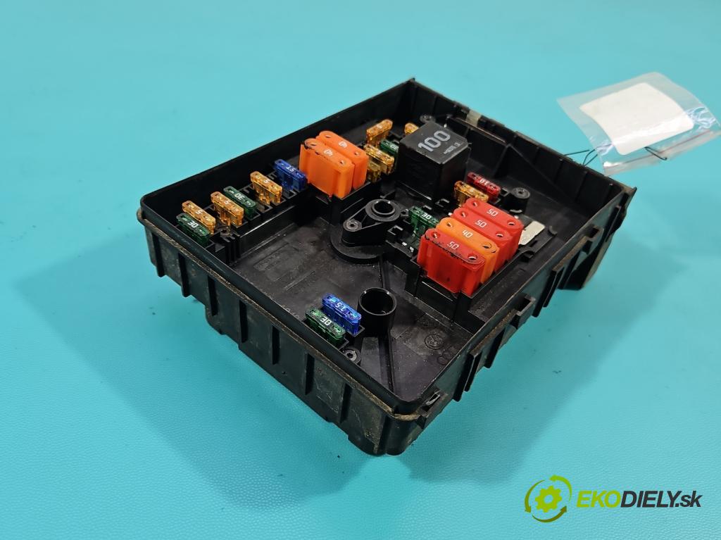 Vw Touran I 2003-2015 2.0 TDI 136hp manual 100 kW 1968 cm3 5- skříňka pojistková 1K0937804E (Pojistková skříňka)