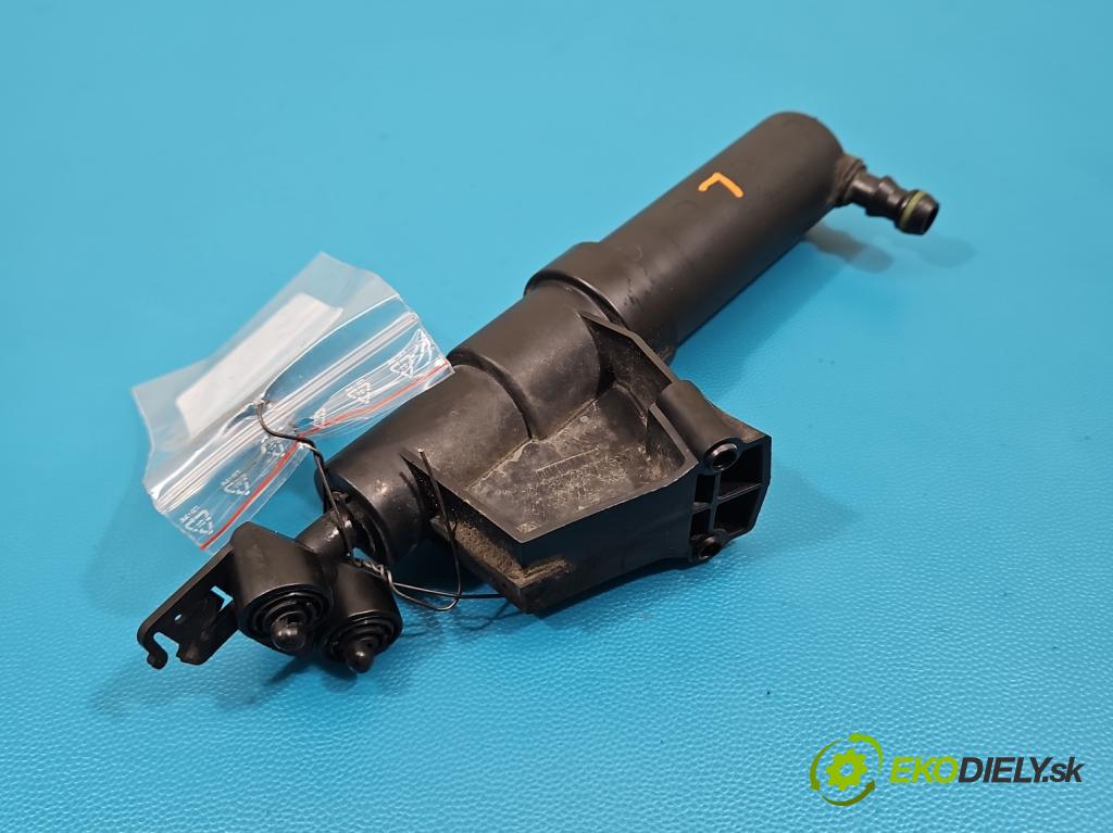 Volvo V50 2.4 20v 170 HP manual 125 kW 2435 cm3 5- ostrekovač reflektor: ľavý 1300390109 (Motorček ostrekovačov)