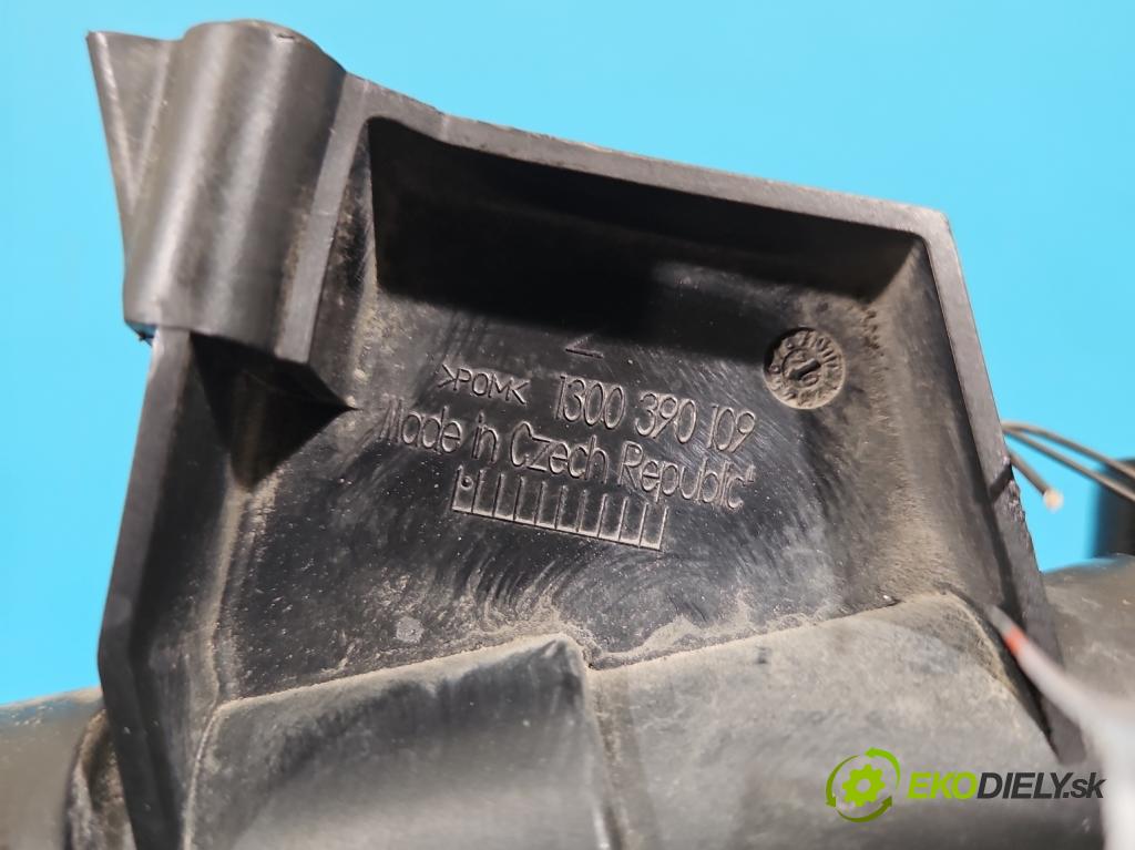 Volvo V50 2.4 20v 170 HP manual 125 kW 2435 cm3 5- ostrekovač reflektor: ľavý 1300390109 (Motorček ostrekovačov)