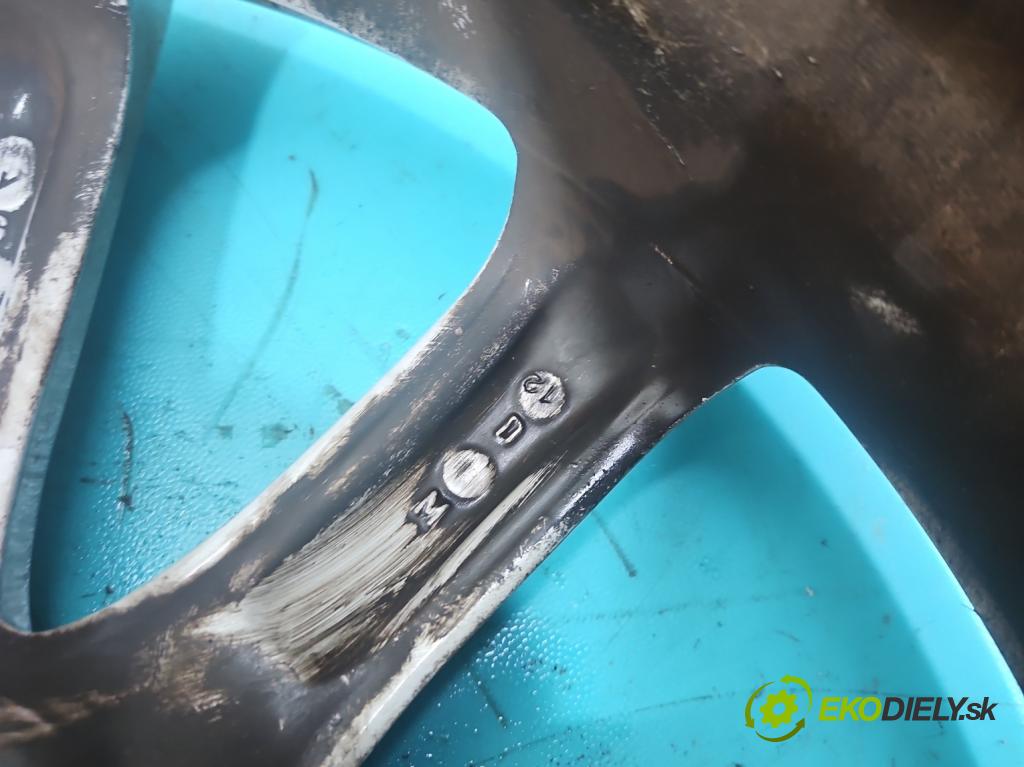 Hyundai I40 1.7 crdi 136 HP manual 100 kW 1685 cm3 5- Disk hliník 17"