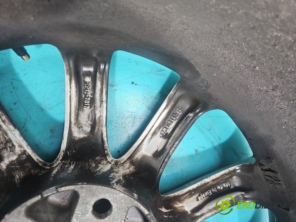 Hyundai I40 1.7 crdi 136 HP manual 100 kW 1685 cm3 5- Disk hliník 17"