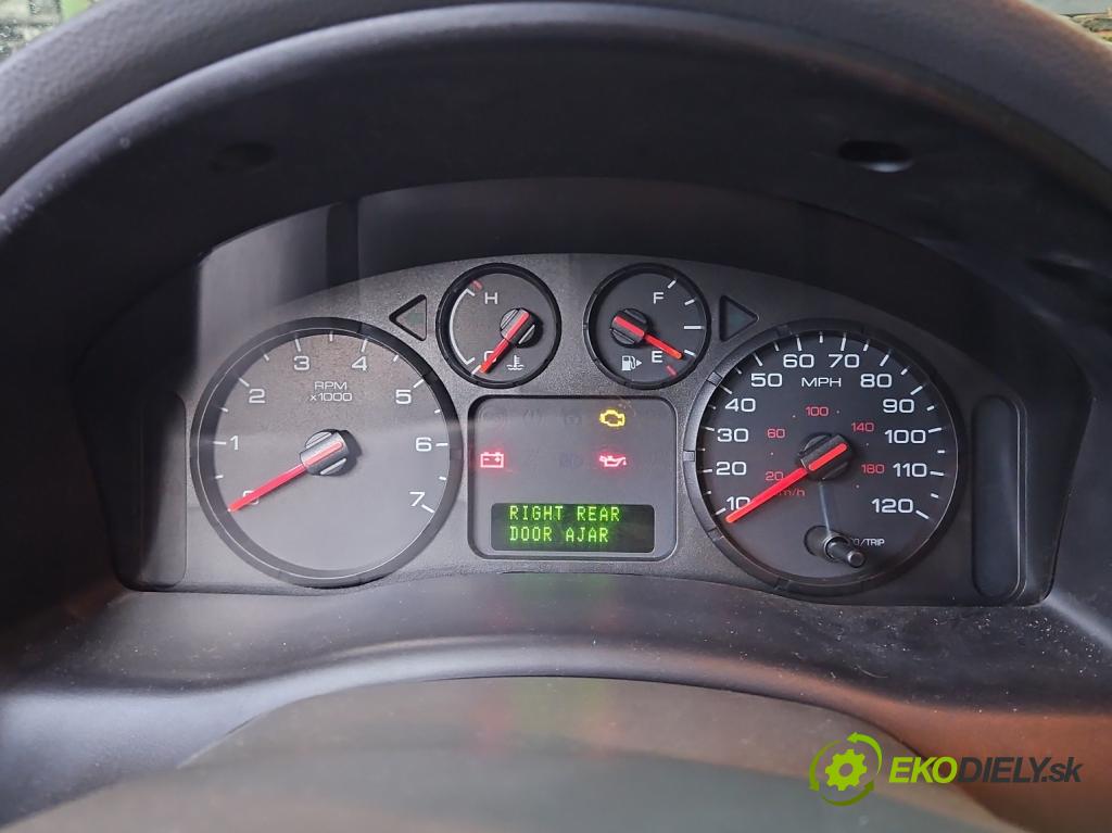 Ford Freestyle 3.0 V6 203KM automatic 149 kW 2967 cm3 5- prístrojovka/ budíky  (Prístrojová doska)