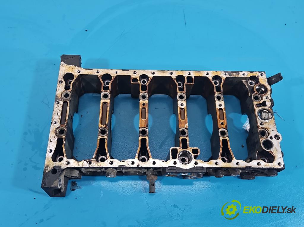 Volvo V50 2.4 20v 170 hp manual 125 kW 2435 cm3 5- Základ: ostatní: 08642225