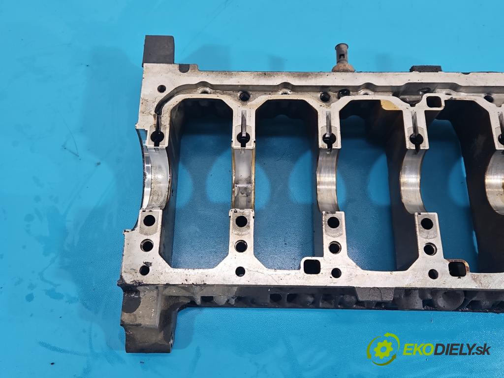 Volvo V50 2.4 20v 170 hp manual 125 kW 2435 cm3 5- Základ: ostatní: 08642225