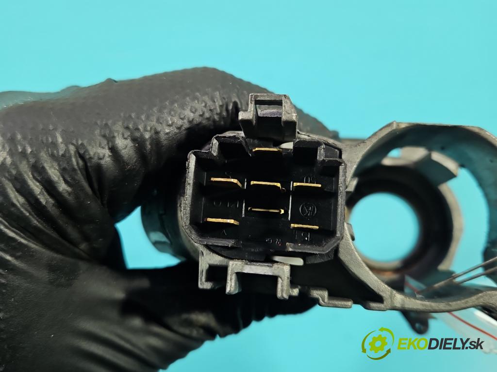 Vw Polo III 6N 1994-2001 1.4 60 HP manual 44 kW 1390 cm3 3- Spínačka  (Spínacia skrinka)