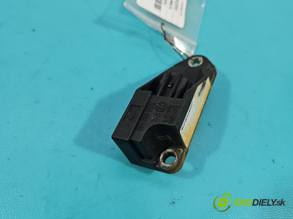 Vw Passat B5 1995-2005 1.9 TDI 101 HP automatic 74 kW 1896 cm3 5- snímač šokovat: 6Q0909606 (Snímač nárazu)