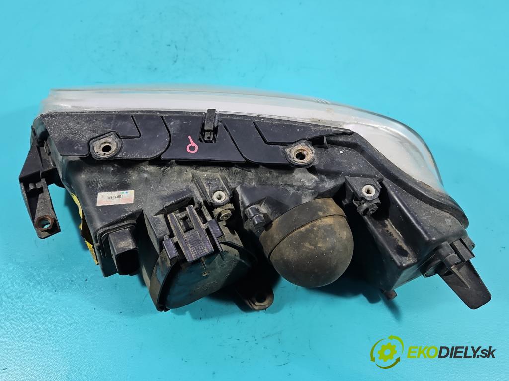 Vw Passat B5 1995-2005 1.9 TDI 101 HP automatic 74 kW 1896 cm3 5- Reflektor: pravý  (Svetlo predné pravé)