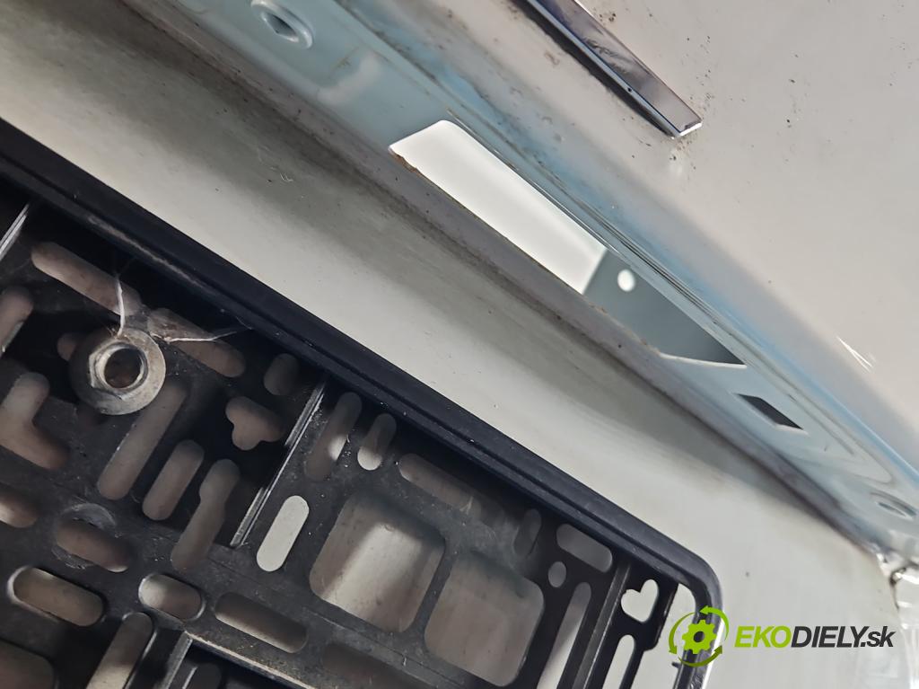 Maserati Quattroporte VI 13- 3.0 V6 automatic 301 kW 2979 cm3 4- zadní kufrové dveře  (Zadní kapota (kufr))