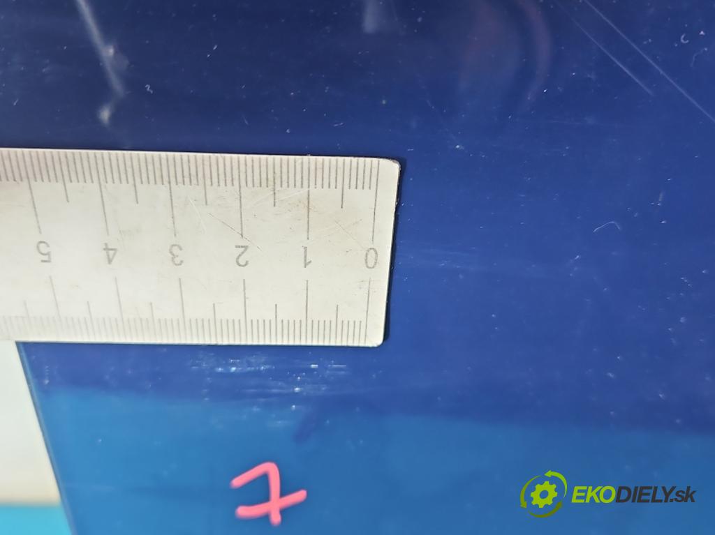 Vw Passat B5 1995-2005 1.9 TDI 101 HP automatic 74 kW 1896 cm3 5- dvere predné pravé  (Kľučka dverí ostatné)