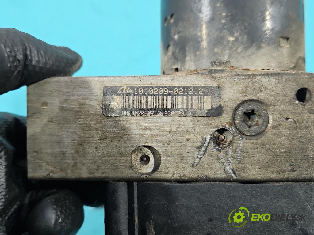 Audi A3 8L 1996-2003 1.8 20v 125 hp manual 92 kW 1781 cm3 3- čerpadlo abs 1J0614217A (Pumpa ABS)