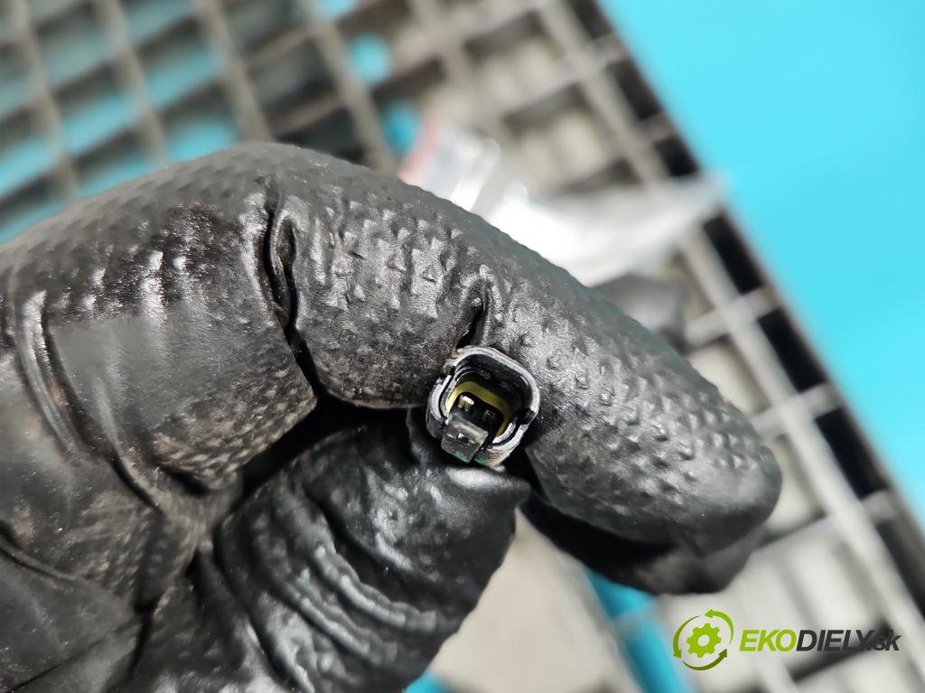 Maserati Quattroporte VI 13- 3.0 V6 automatic 301 kW 2979 cm3 4- tlumič zadní pravý 462400010973 (Tlumič zadní pravý)