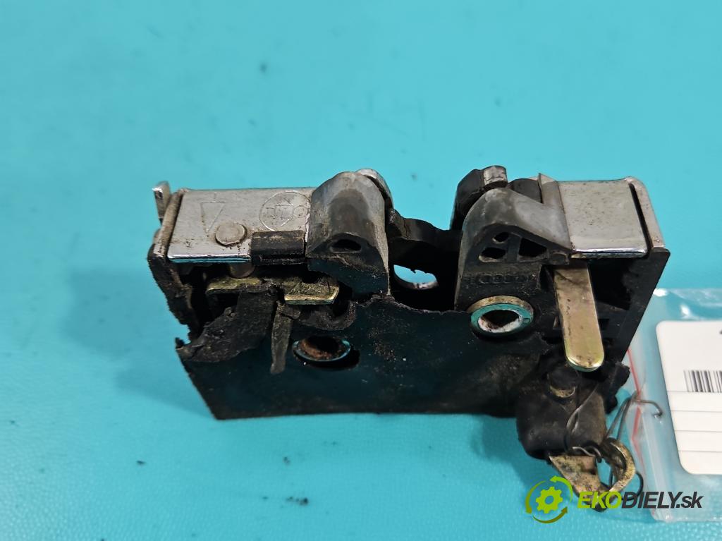 Audi 80 B4 1991-1994 2.0 90 hp manual 66 kW 1985 cm3 5- zámek zadní levý 8A0839015A