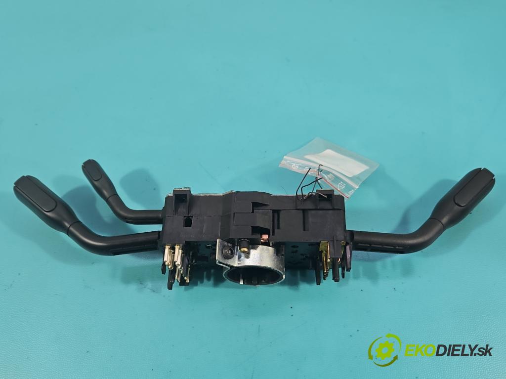 Audi 80 B4 1991-1994 2.0 90 HP manual 66 kW 1985 cm3 5- prepínač komplex: 4A9953503 (Prepínacie páčky pod volantom)