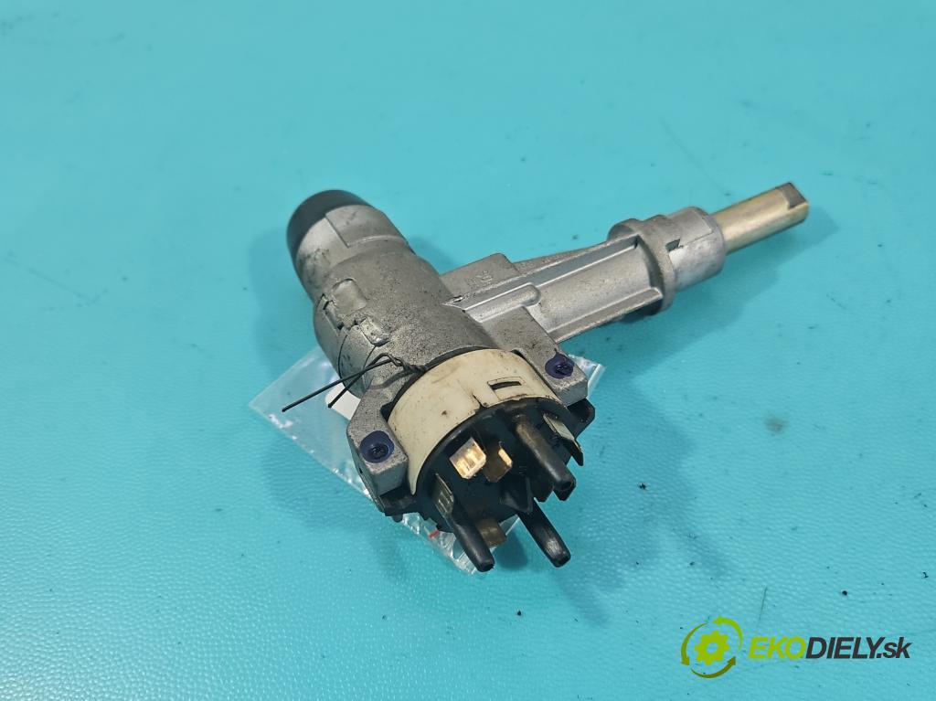 Audi 80 B4 1991-1994 2.0 90 HP manual 66 kW 1985 cm3 5- Spínačka 893905851D (Spínacia skrinka)