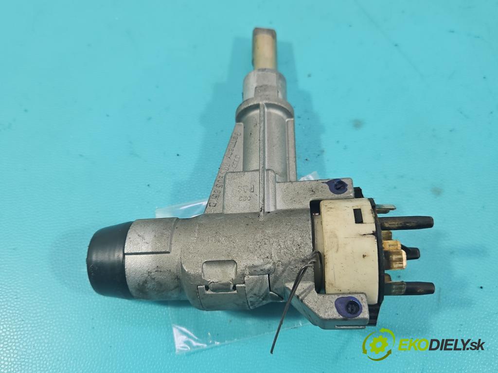 Audi 80 B4 1991-1994 2.0 90 HP manual 66 kW 1985 cm3 5- Spínačka 893905851D (Spínacia skrinka)