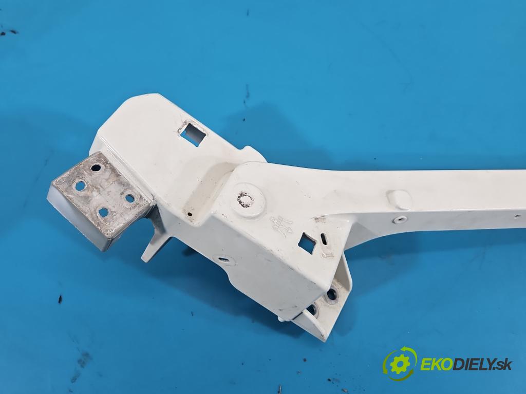 Maserati Quattroporte VI 13- 3.0 V6 automatic 301 kW 2979 cm3 4- stěna přední 670003854 (Přední výztuha)