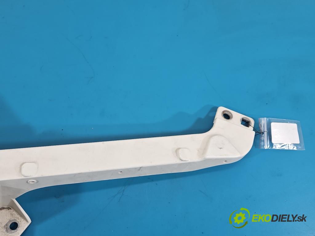 Maserati Quattroporte VI 13- 3.0 V6 automatic 301 kW 2979 cm3 4- stěna přední 670003854 (Přední výztuha)