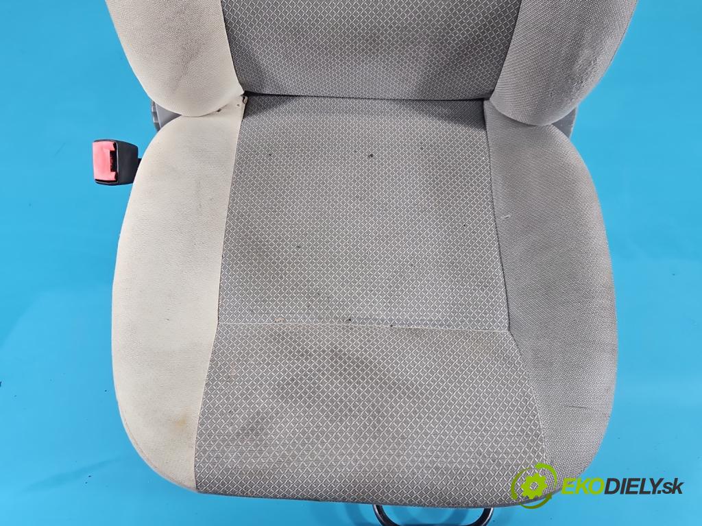 Fiat Seicento 1.1 54 HP manual 40 kW 1108 cm3 3- Sedačka ľavý 47302188 (Sedadlo)