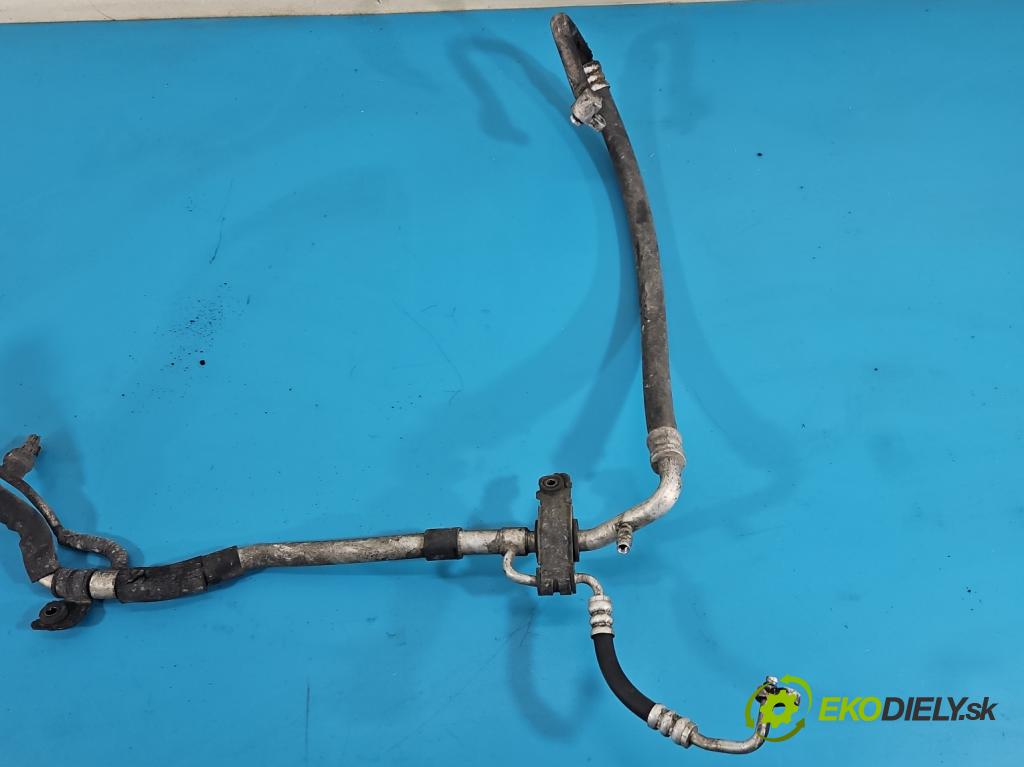 Hyundai I40 1.7 crdi 136hp manual 100 kW 1685 cm3 5- trubka klíma T41623-0790