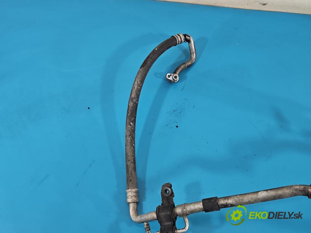 Hyundai I40 1.7 crdi 136hp manual 100 kW 1685 cm3 5- trubka klíma T41623-0790