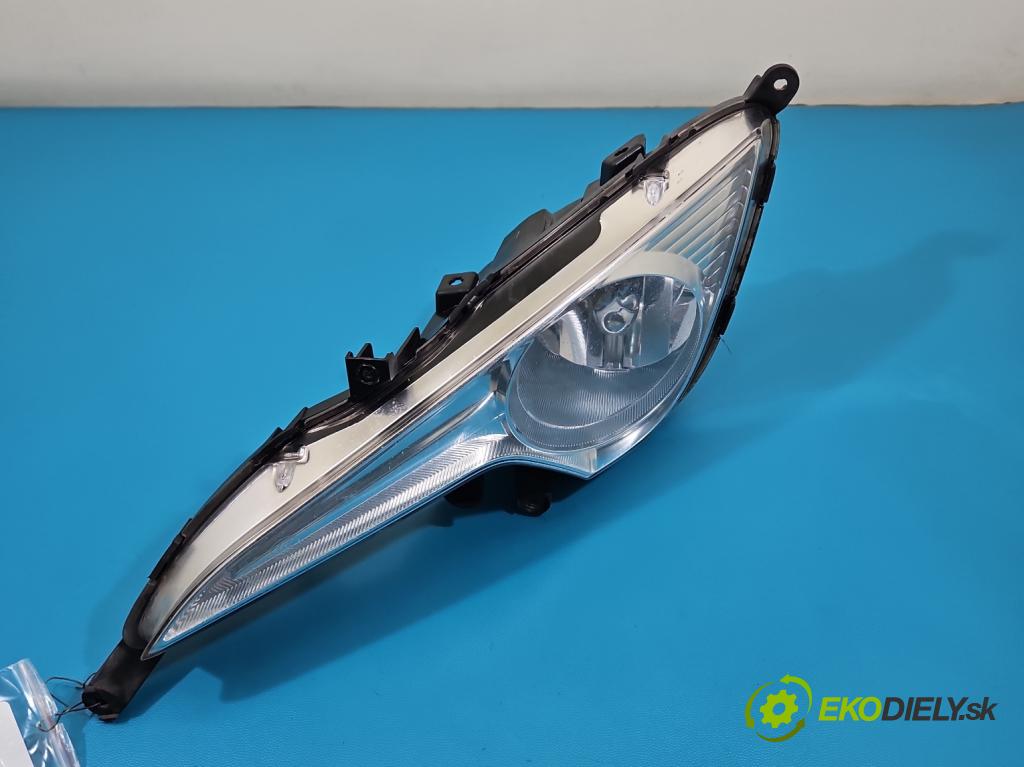 Hyundai I40 1.7 crdi 136 HP manual 100 kW 1685 cm3 5- Halogen ľavý 92201-3Z010 (Kľučka dverí ostatné)