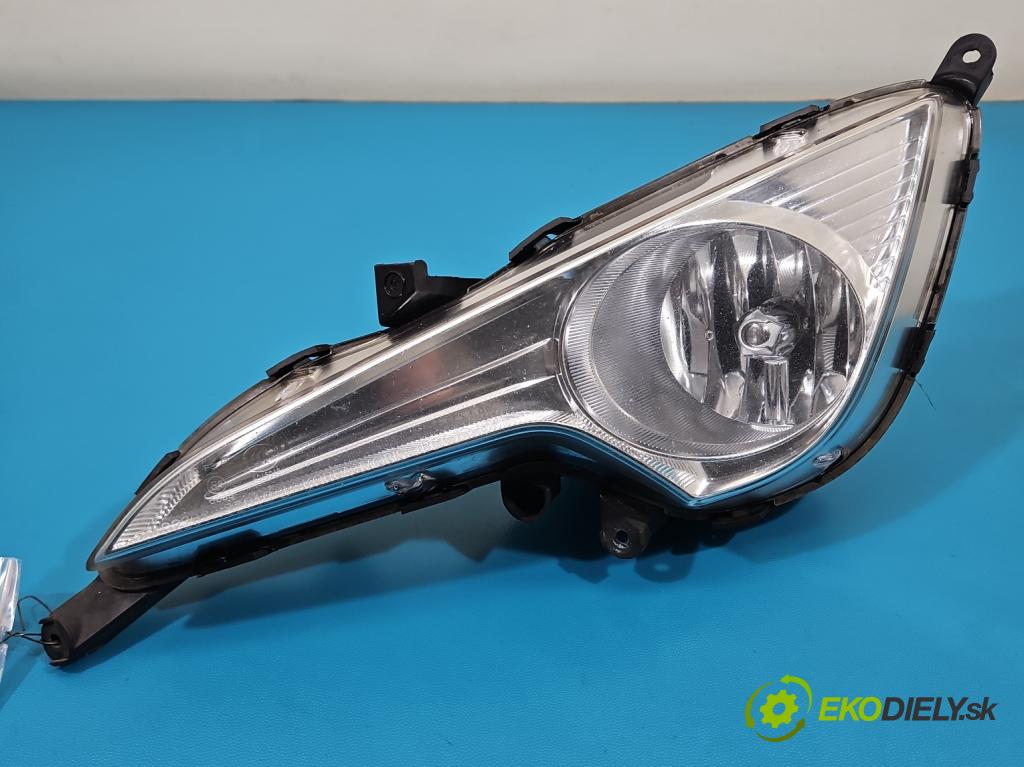 Hyundai I40 1.7 crdi 136 HP manual 100 kW 1685 cm3 5- Halogen ľavý 92201-3Z010 (Kľučka dverí ostatné)