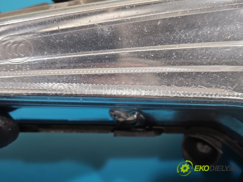 Hyundai I40 1.7 crdi 136 HP manual 100 kW 1685 cm3 5- Halogen ľavý 92201-3Z010 (Kľučka dverí ostatné)