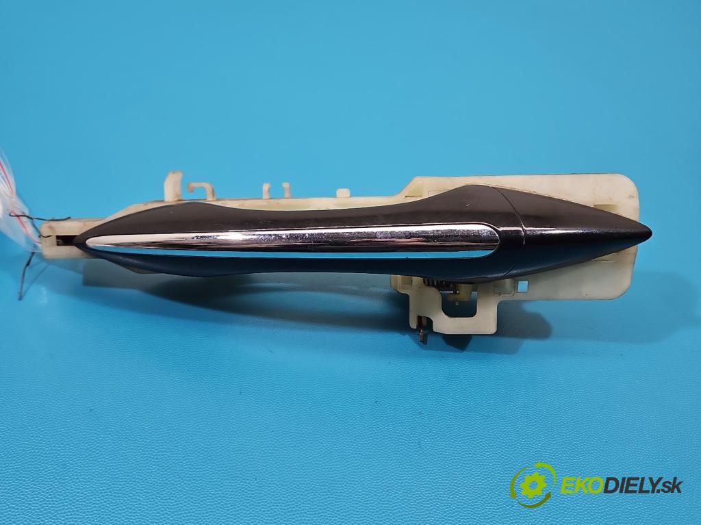 Hyundai I40 1.7 crdi 136 HP manual 100 kW 1685 cm3 5- rukoväť predné ľavé mimo:  (Kľučka dverí vonkajšia predná ľavá)